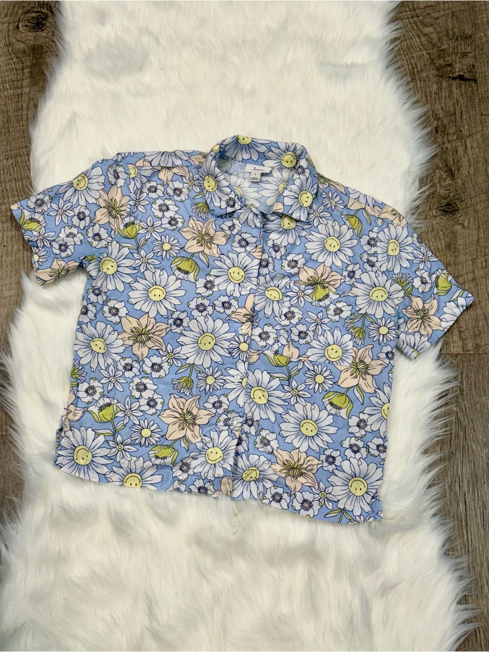Woman’s Button-Up Crop Top Blouse in Light Blue and Floral